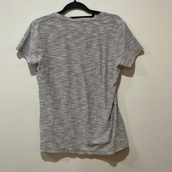 NFL Team Apparel Patriots New England Football Women’s t-shirt size large - Picture 5 of 8